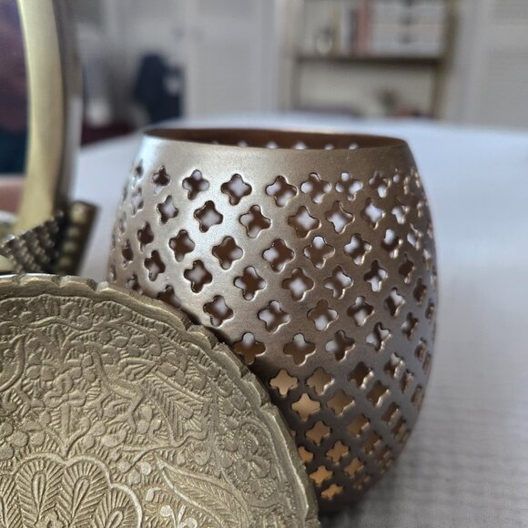 Anthropologie Mirror and  Hair Accessories - Picture 6 of 6